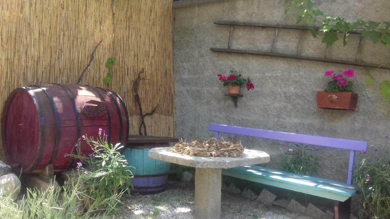 Guesthouse Familija Tariba Supetarska Draga Bagian luar foto